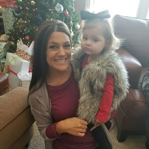 Meet your Posher, Lauren